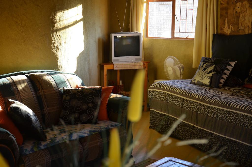 Bama Lodge Rietfontein Kültér fotó